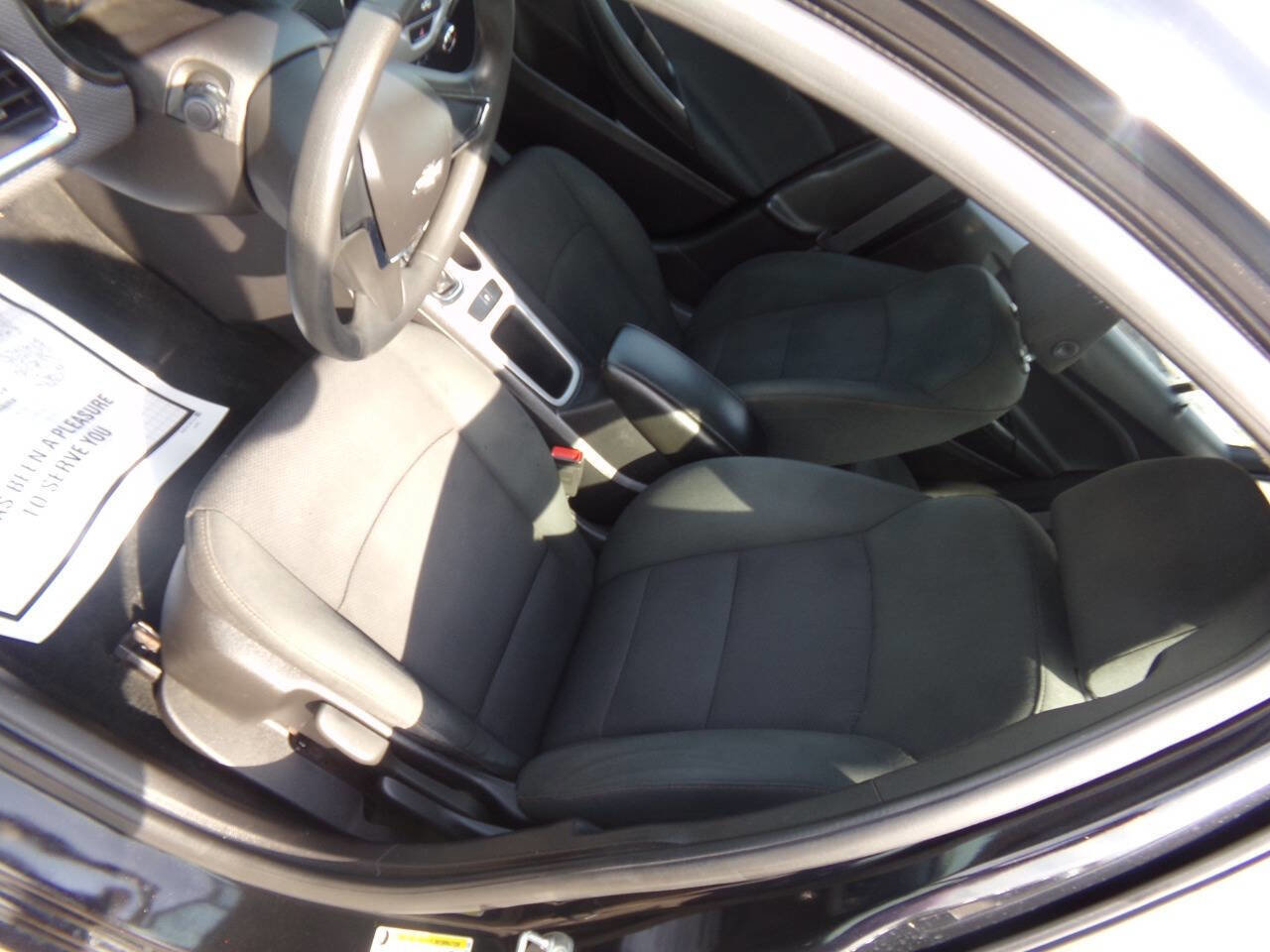 Used 2017 Chevrolet Cruze LS image 10