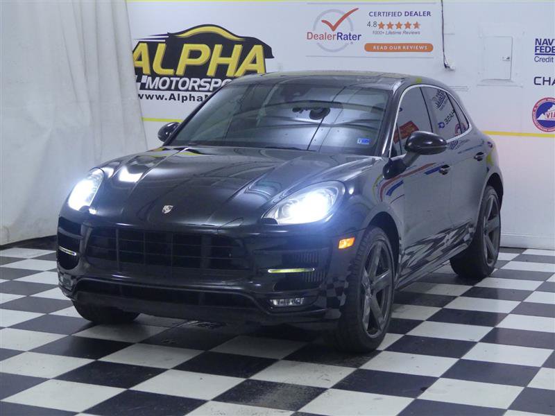 Used 2018 Porsche Macan Turbo AWD/4WD image 4