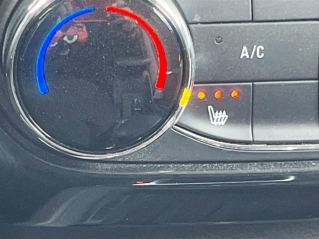 Used 2024 Chevrolet TrailBlazer LT w/ LT Cold Weather Package image 20