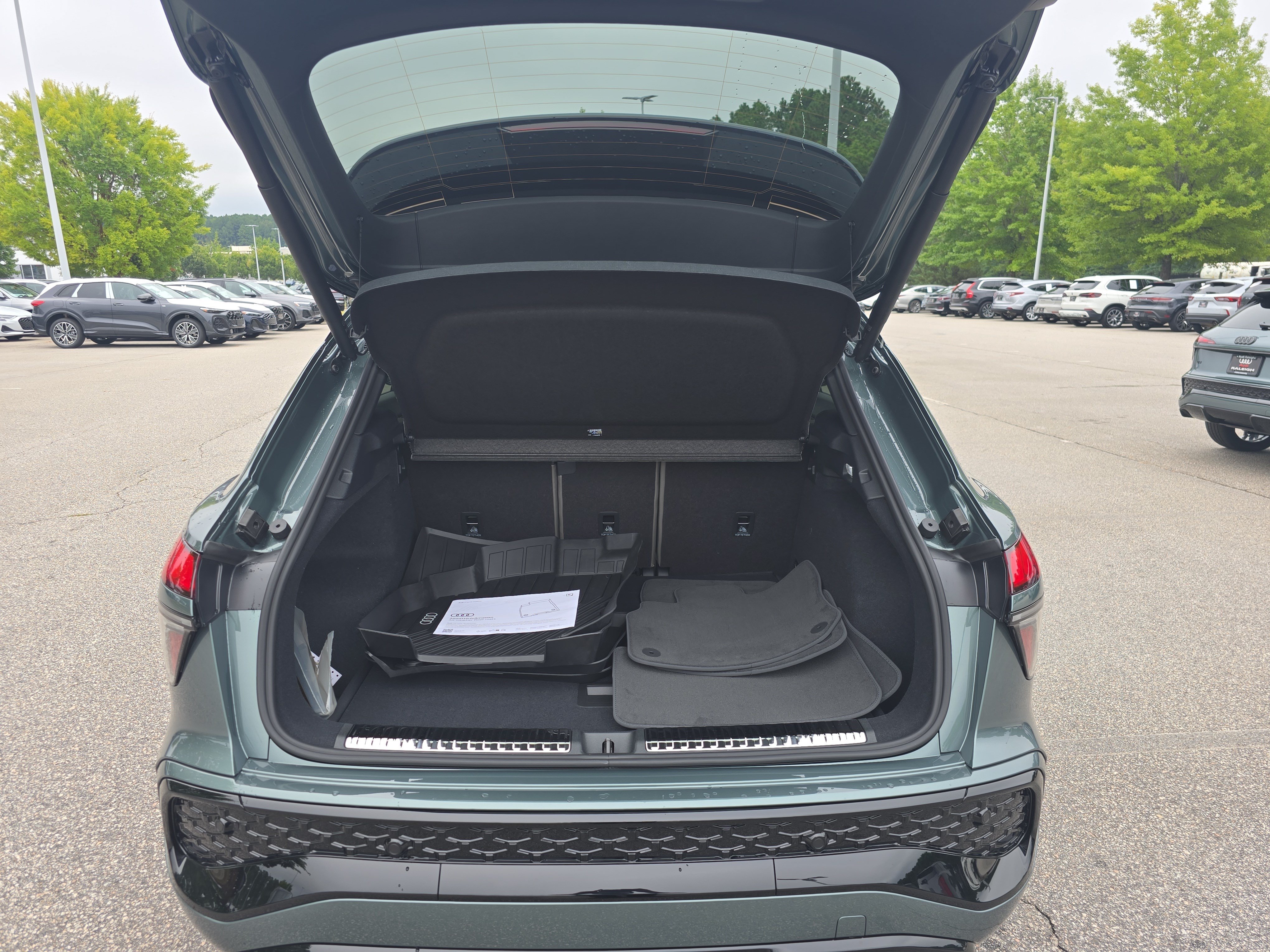New 2026 Audi Q3 quattro 2.0T AWD/4WD image 12