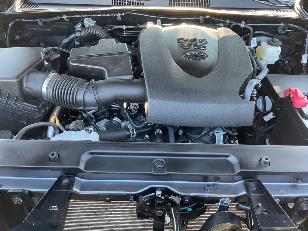 Used 2023 Toyota Tacoma SR5 AWD/4WD image 25