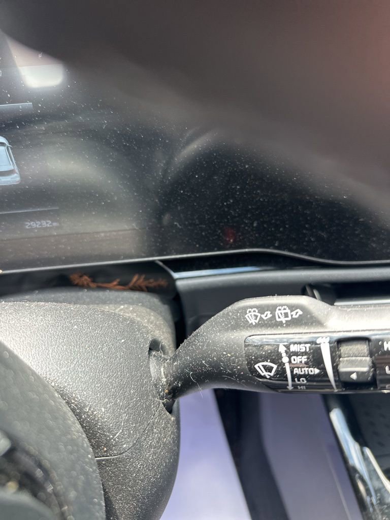 Certified 2023 Kia Niro EX Touring FWD image 9