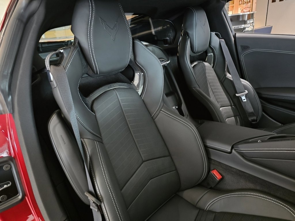 New 2025 Chevrolet Corvette Stingray Preferred Cpe w/ Z51 Performance Package image 12