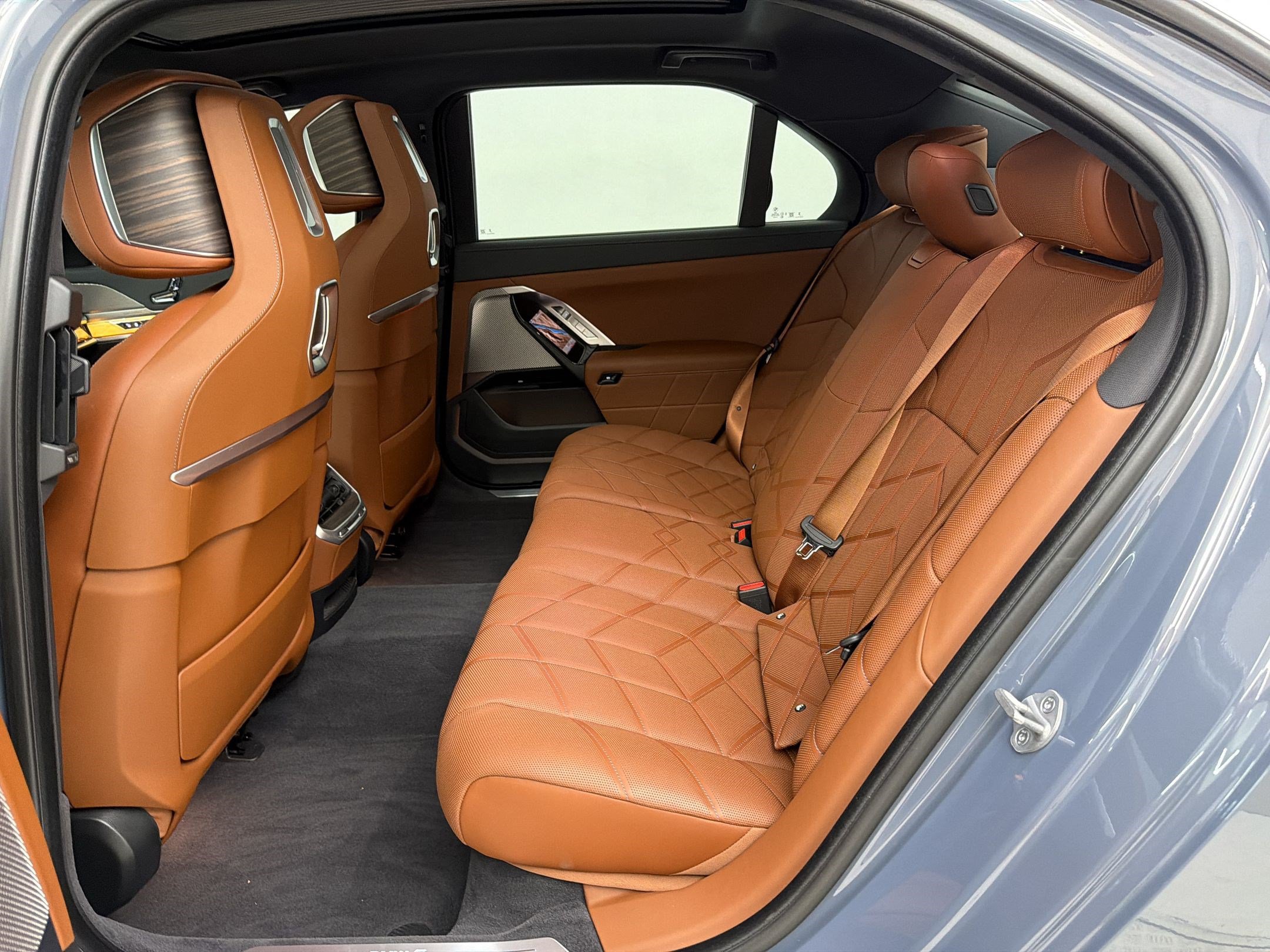 Certified 2023 BMW i7 xDrive60 AWD/4WD image 23