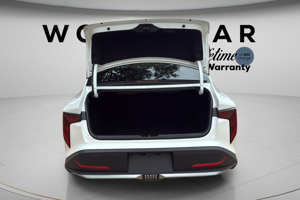 New 2026 Kia K4 FWD image 18