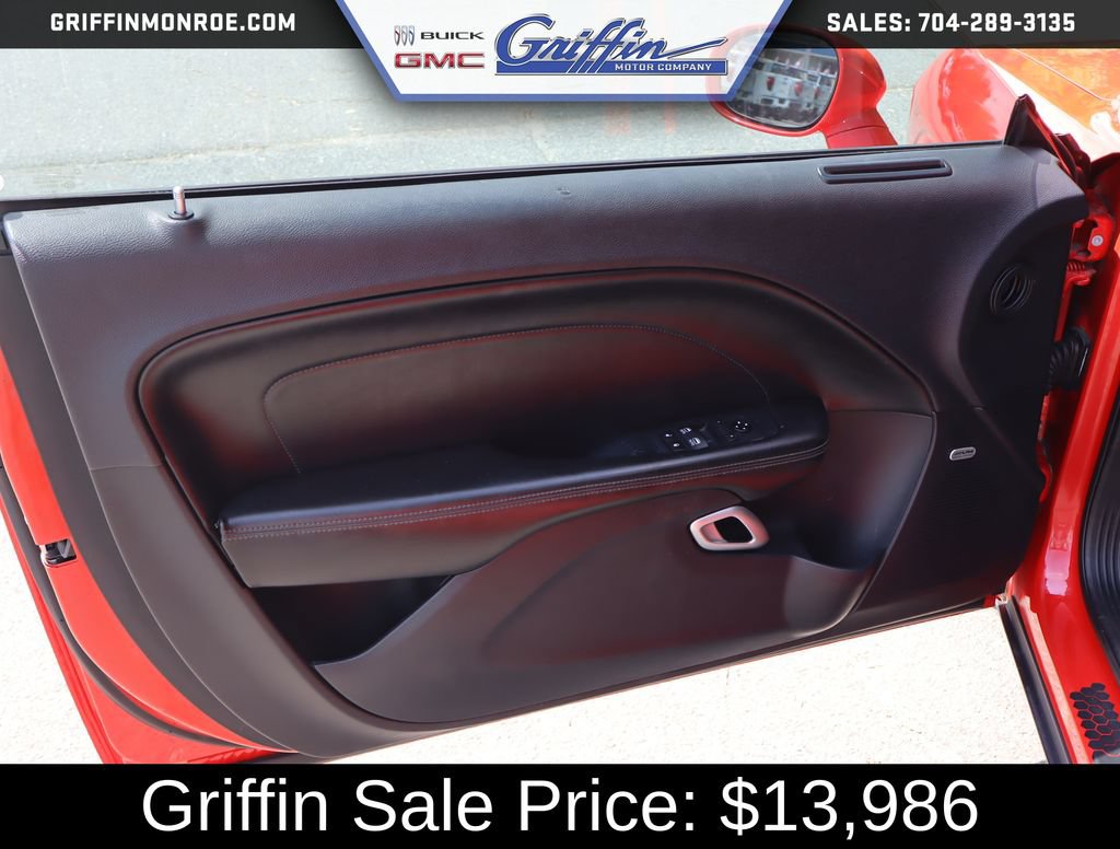 Used 2016 Dodge Challenger R/T Plus RWD image 17