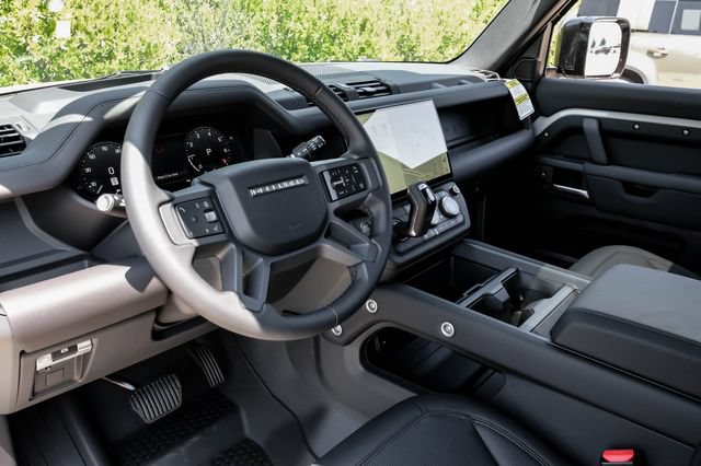 New 2026 Land Rover Defender 110 X-Dynamic SE AWD/4WD video 2