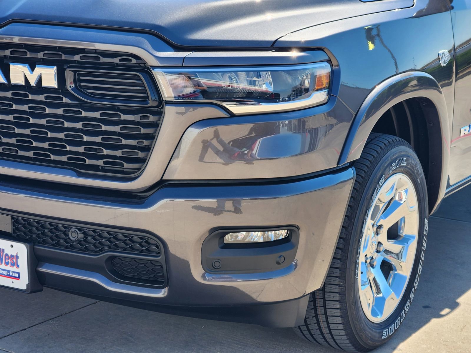 New 2026 RAM 1500 Lone Star AWD/4WD image 9