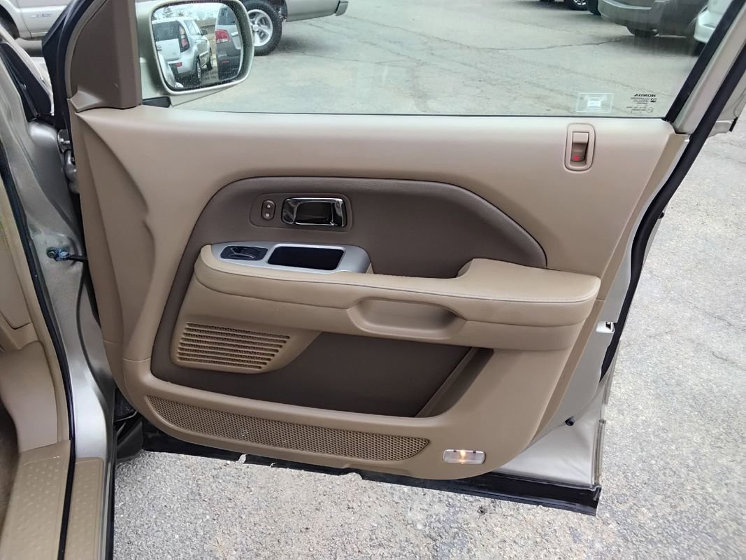 Used 2006 Honda Pilot EX-L image 14