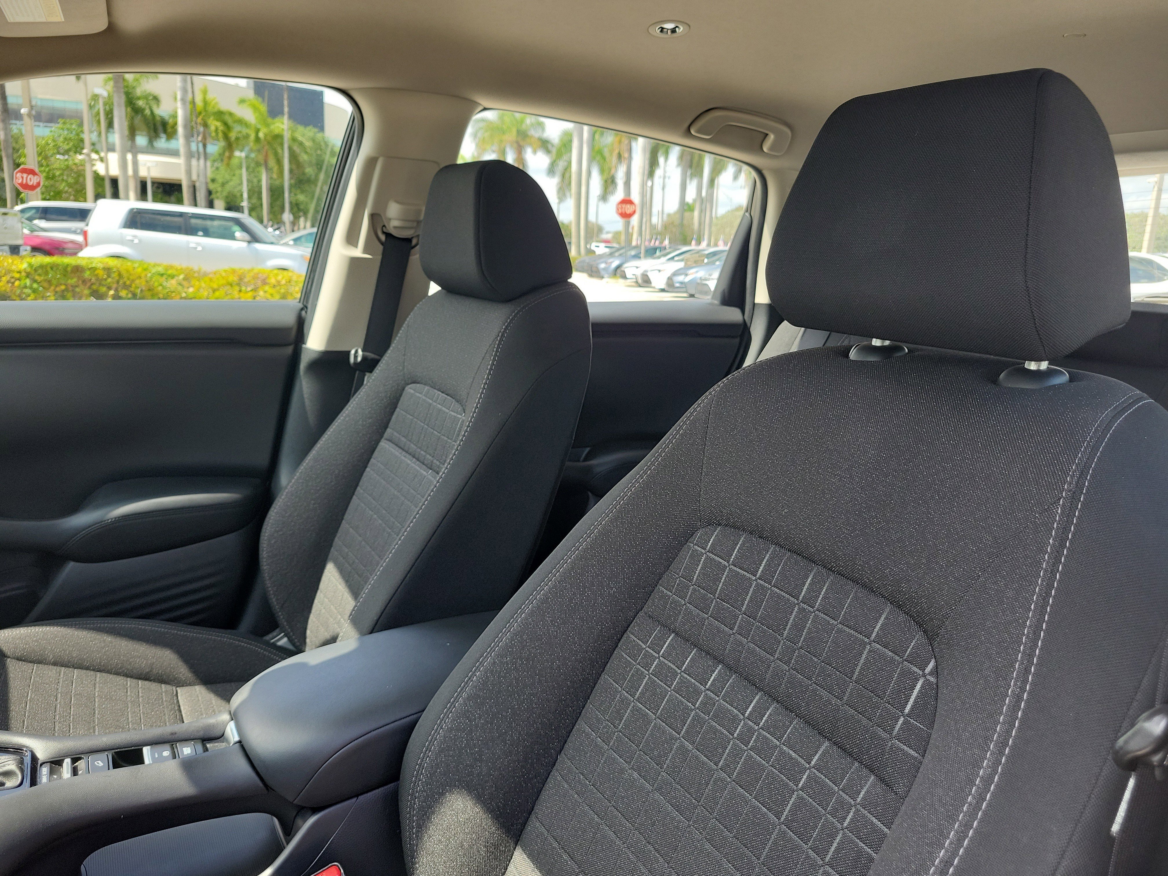 Used 2024 Honda HR-V LX image 22