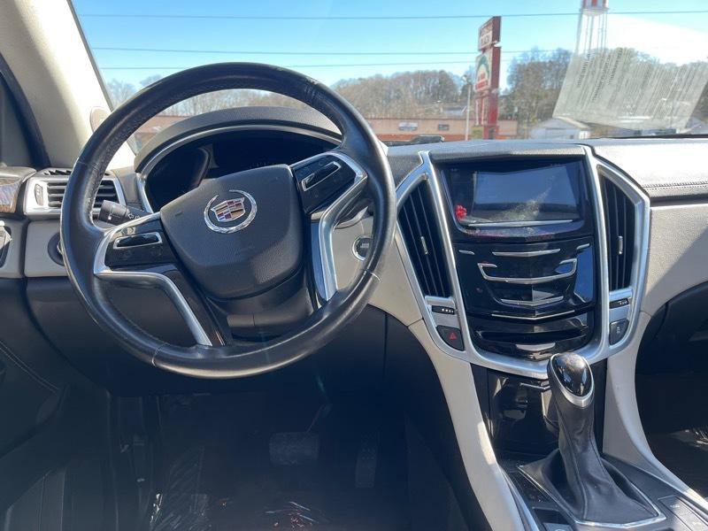 Used 2015 Cadillac SRX Luxury FWD image 6