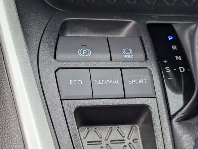 Certified 2025 Toyota RAV4 XLE image 20