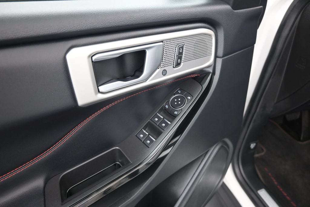 Used 2022 Ford Explorer ST-Line RWD image 19