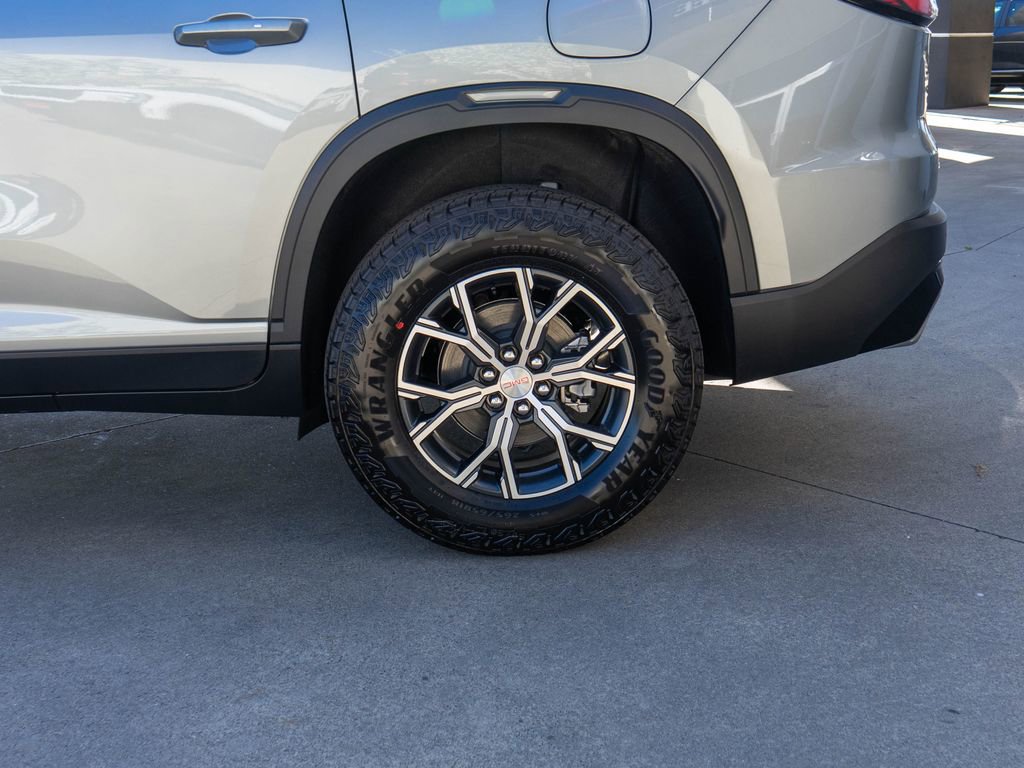 New 2026 GMC Acadia AT4 w/ Luxury Package AWD/4WD image 32