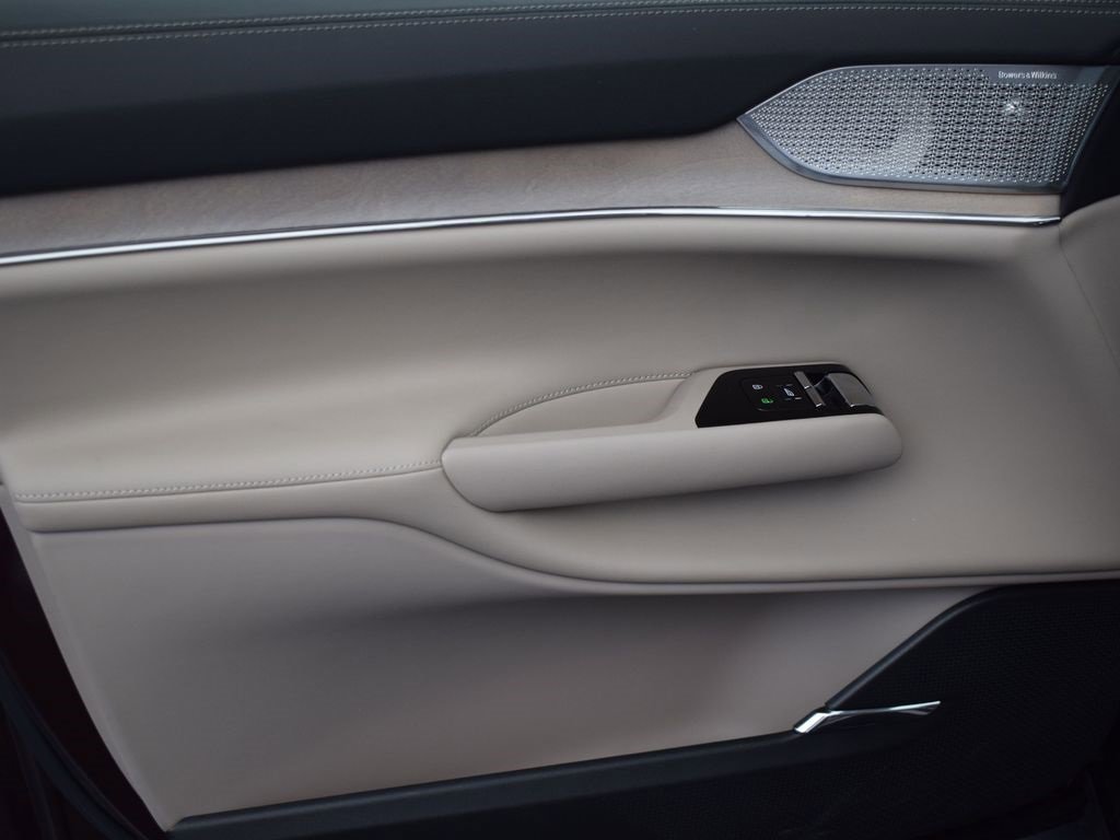 New 2025 Volvo EX90 Ultra image 23