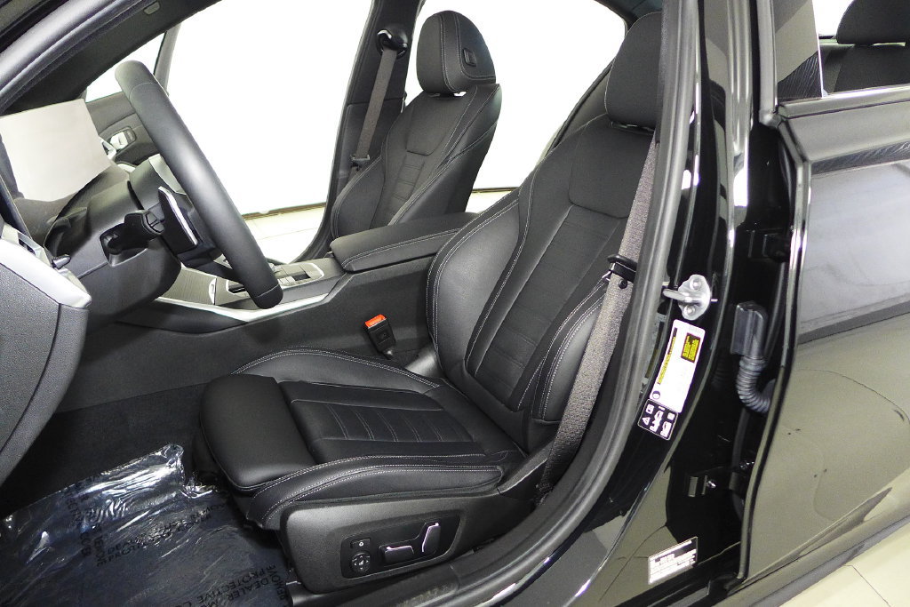 Used 2025 BMW M340i xDrive w/ Premium Package AWD/4WD image 13