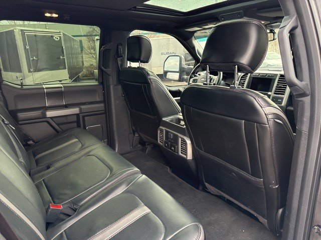 Used 2018 Ford F150 Platinum w/ Equipment Group 701A Luxury image 14