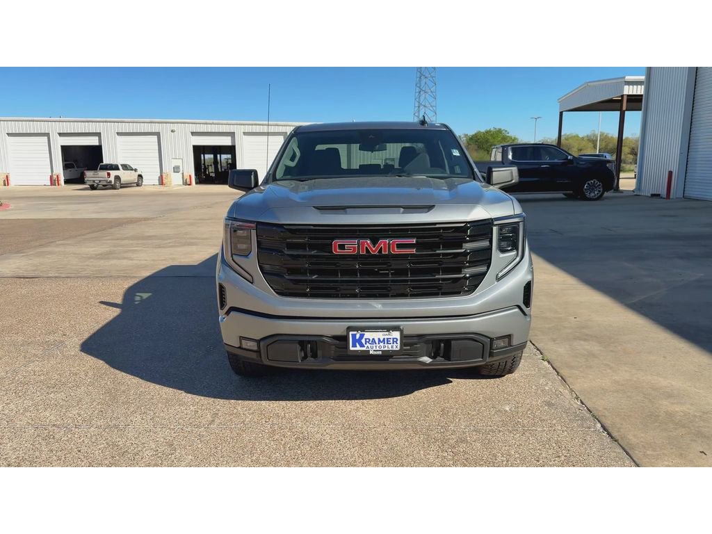 New 2026 GMC Sierra 1500 Elevation image 3