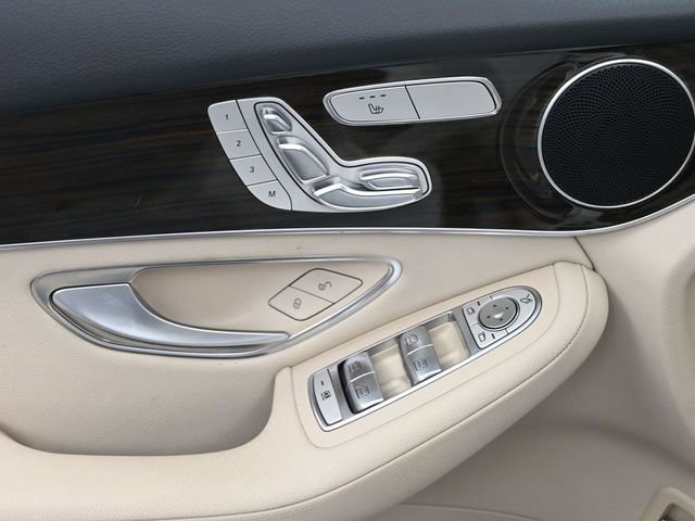 Used 2017 Mercedes-Benz GLC 300 4MATIC image 10