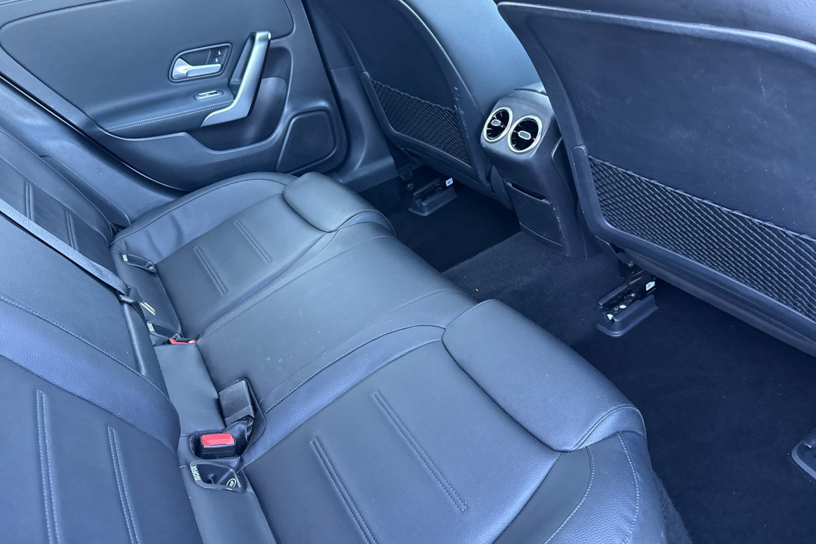 Used 2020 Mercedes-Benz CLA 250 image 31
