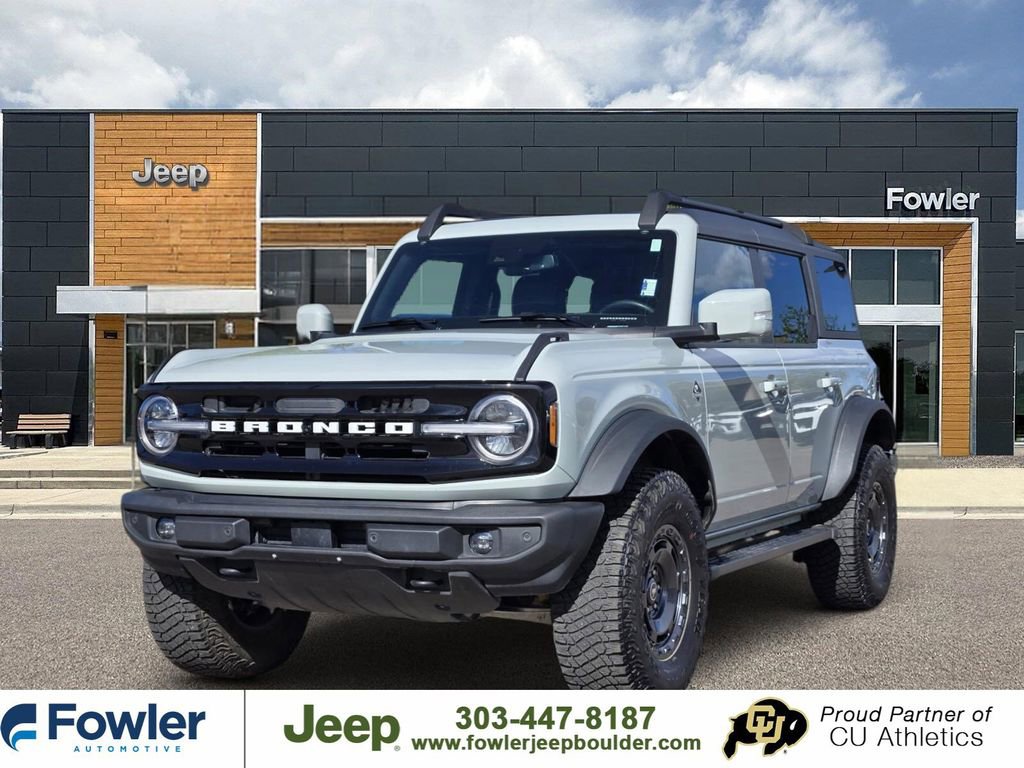 Used 2024 Ford Bronco Outer Banks AWD/4WD image 1