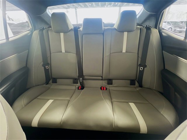 Used 2025 Toyota Camry SE image 25