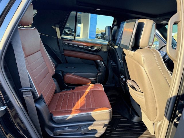 Used 2023 GMC Yukon Denali Ultimate image 24