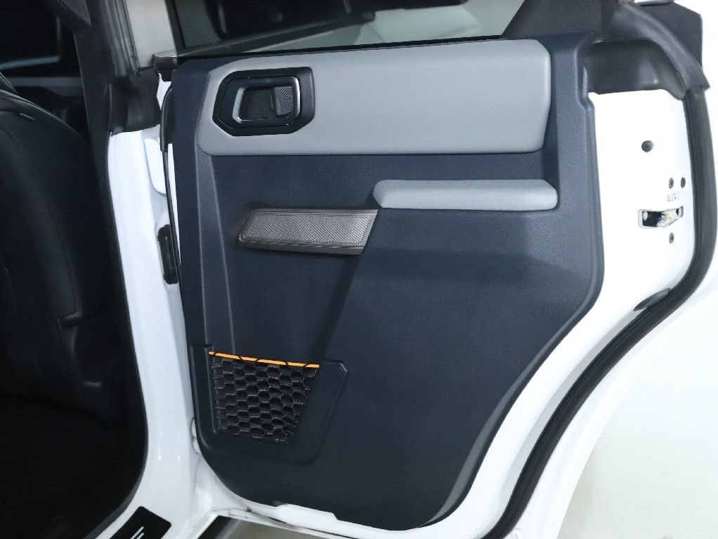 Used 2023 Ford Bronco Badlands w/ Sasquatch Package AWD/4WD image 32