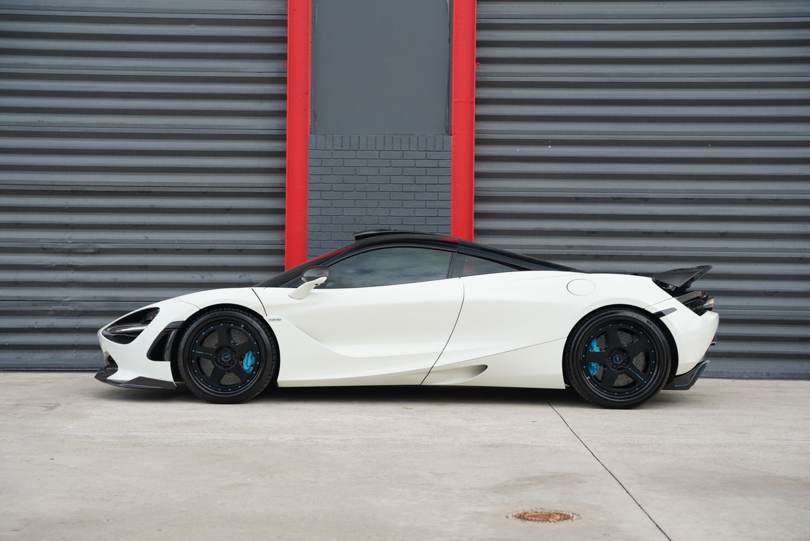 Used 2018 McLaren 720S Performance image 11