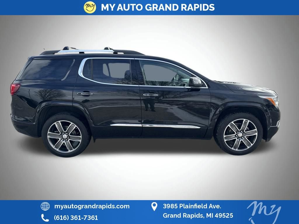 Used 2017 GMC Acadia Denali image 8