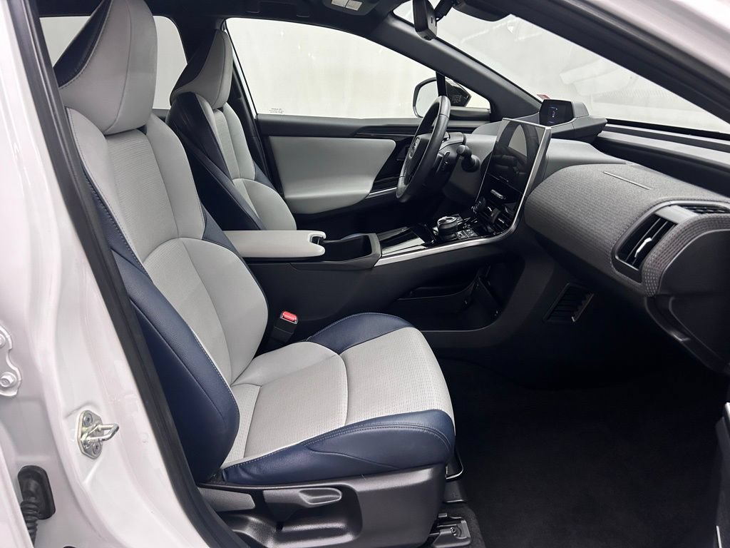 Used 2023 Subaru Solterra AWD image 16