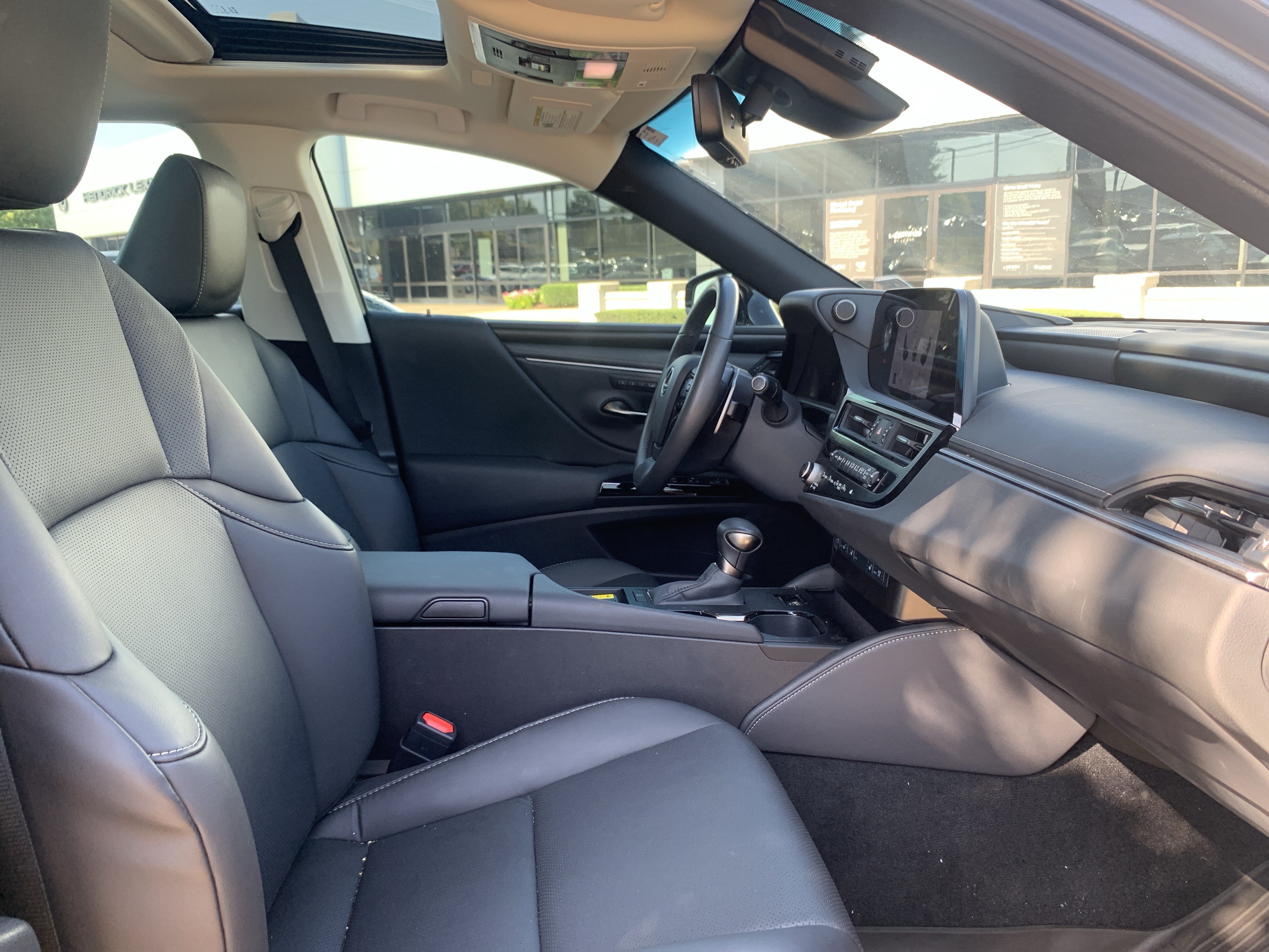 Used 2025 Lexus ES 350 w/ Premium Package FWD image 35