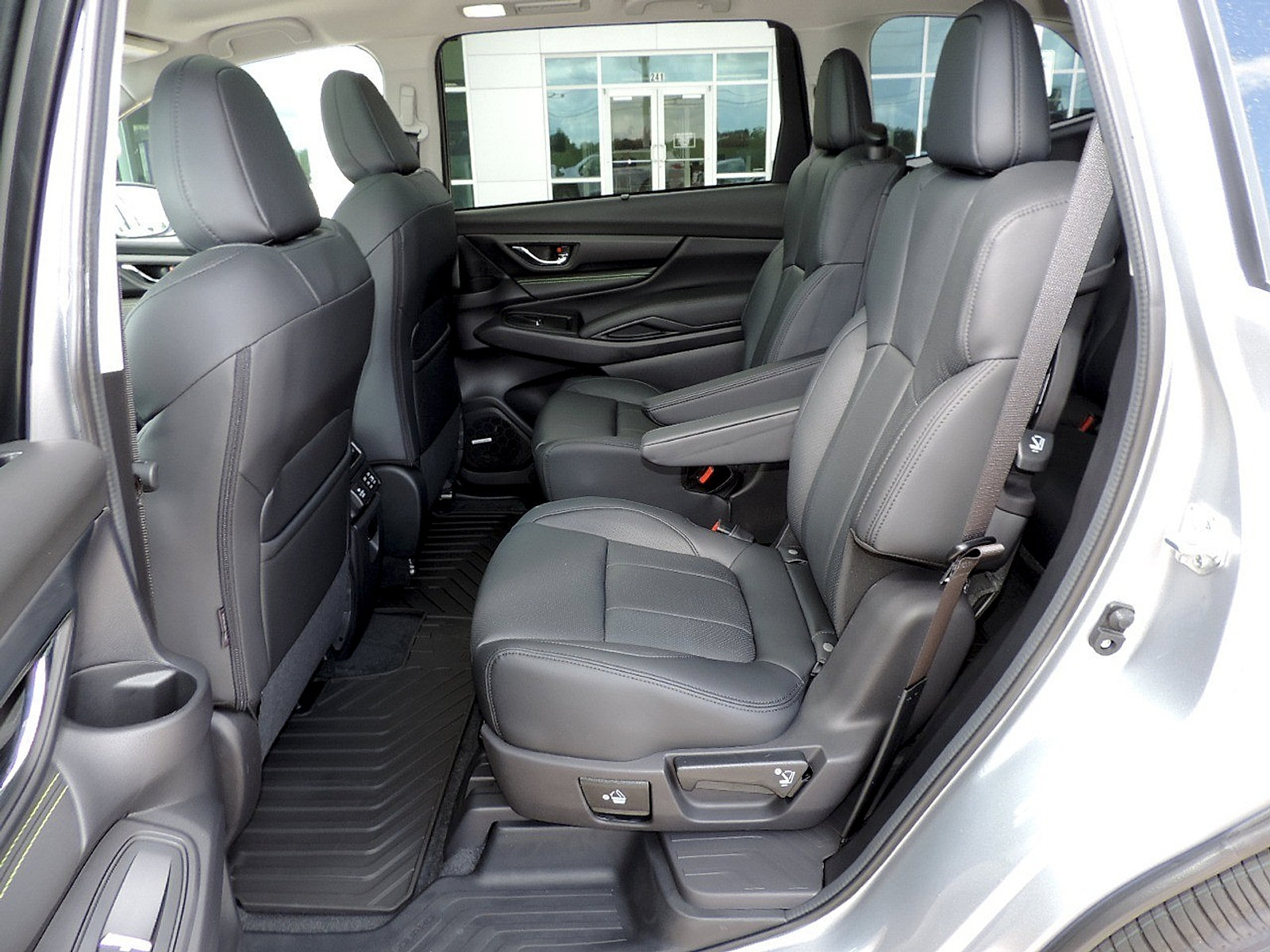 Certified 2025 Subaru Ascent Bronze Edition AWD/4WD image 16