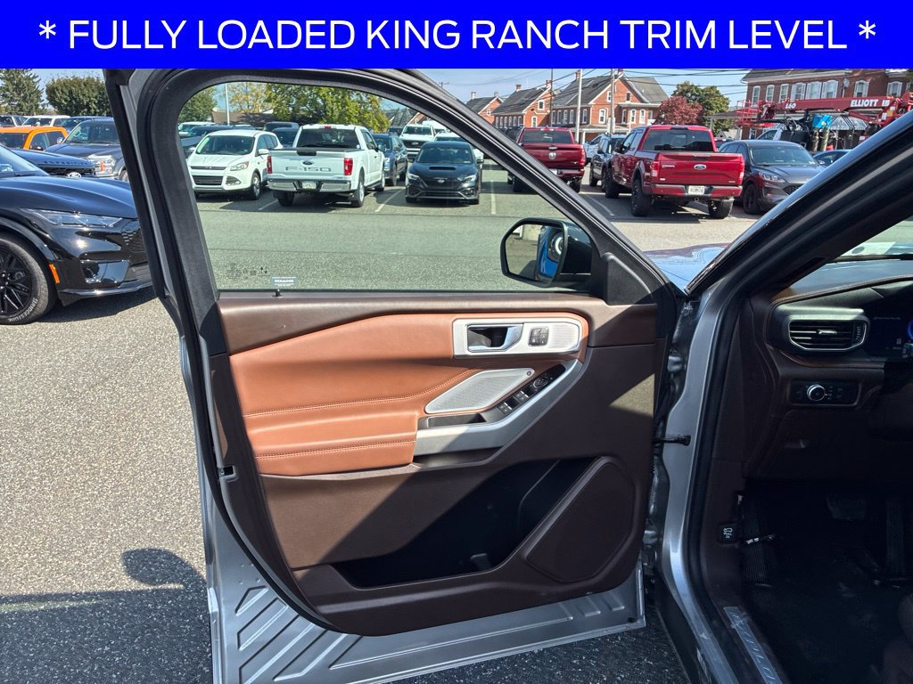 Used 2022 Ford Explorer King Ranch w/ Premium Technology Package AWD/4WD image 12