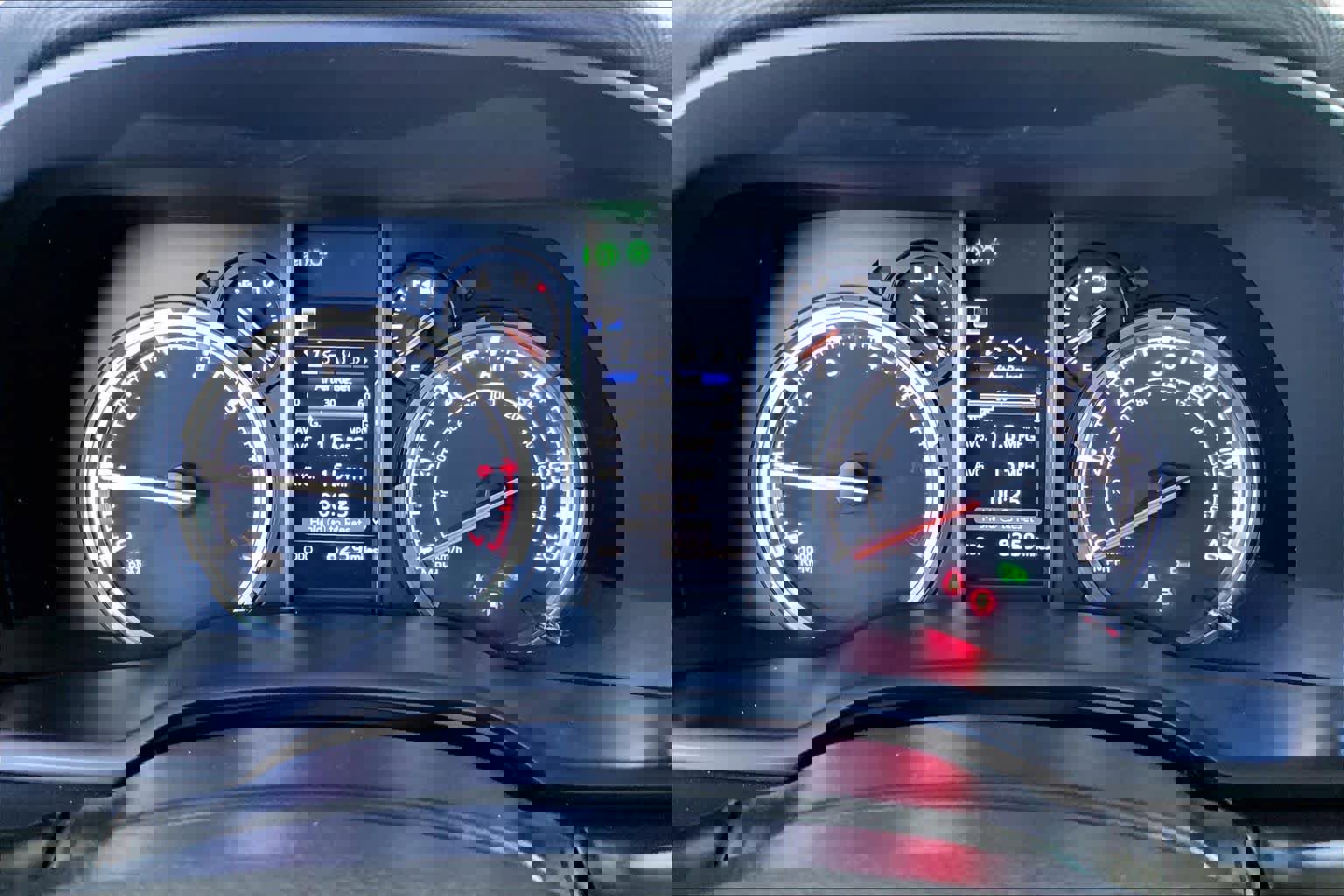 Used 2023 Toyota 4Runner Limited image 25