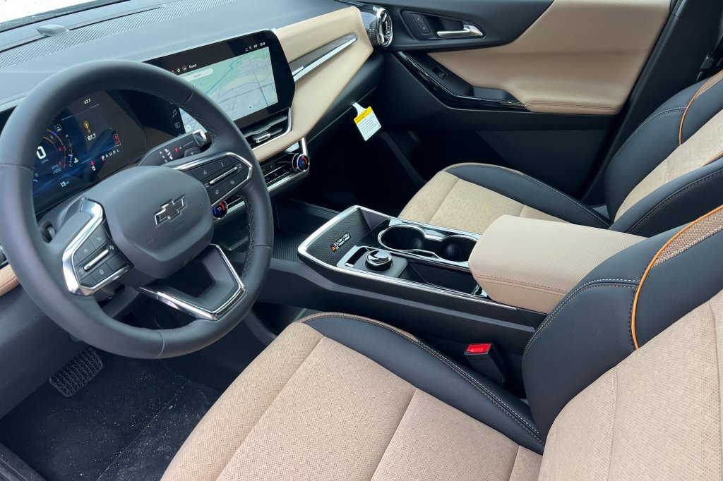 New 2026 Chevrolet Equinox ACTIV image 7