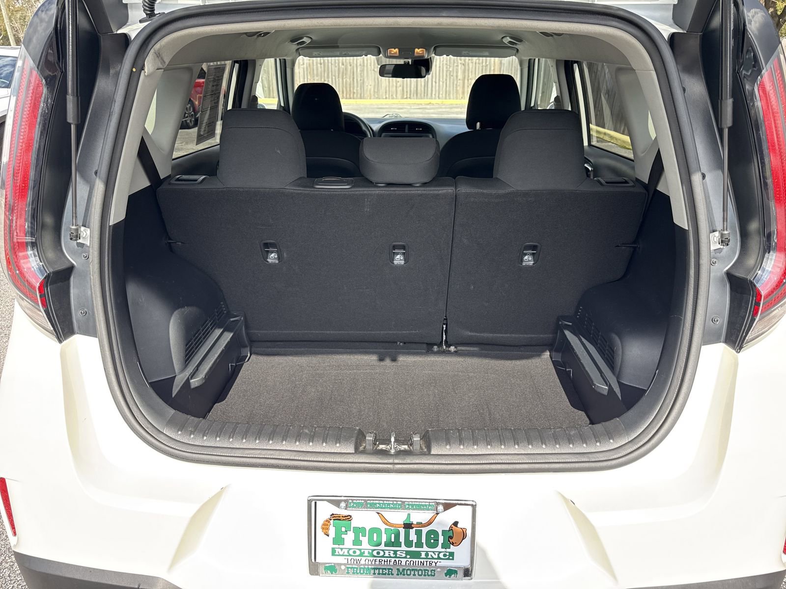 Used 2024 Kia Soul LX w/ LX Technology Package image 25