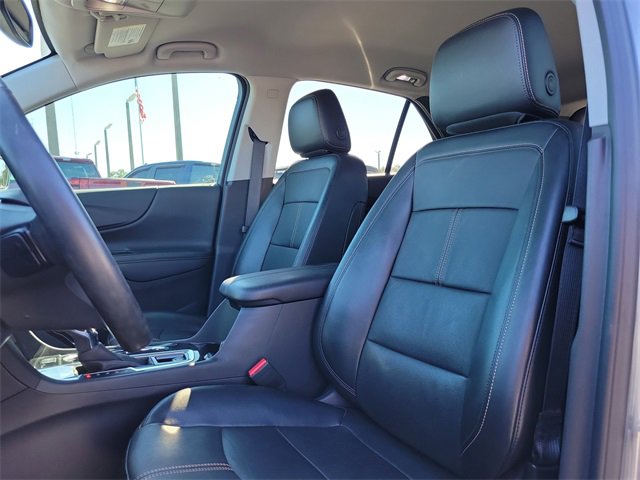 Used 2023 Chevrolet Equinox Premier image 19