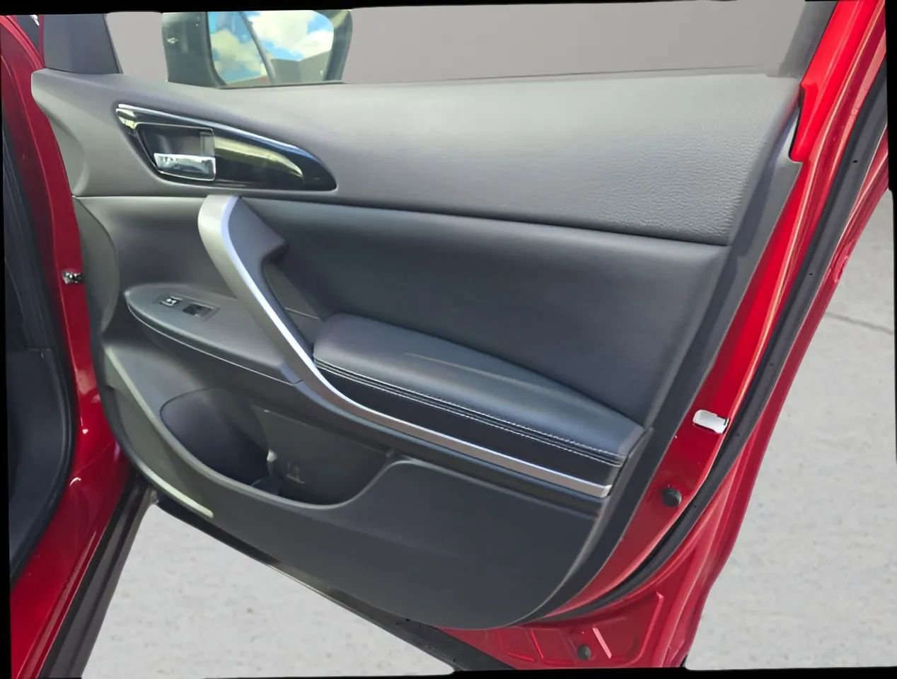 Used 2024 Mitsubishi Eclipse Cross SEL image 21