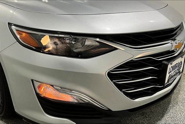 Used 2021 Chevrolet Malibu LS FWD image 31