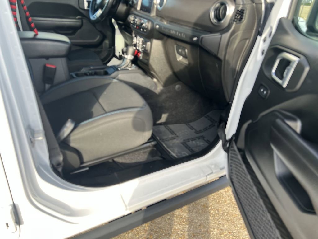 Used 2021 Jeep Wrangler Unlimited Rubicon 4xe image 24