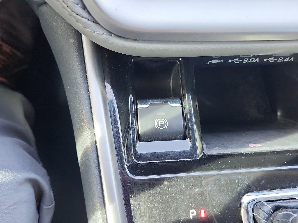 Used 2024 Subaru Outback Premium image 26