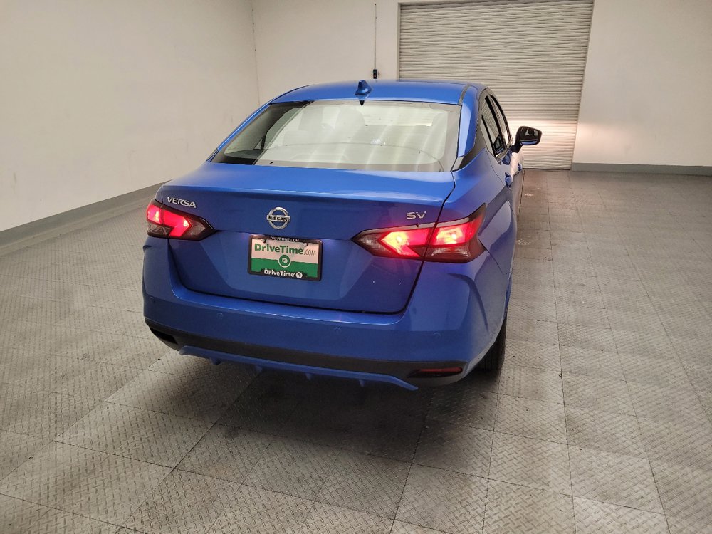 Used 2021 Nissan Versa SV FWD image 7