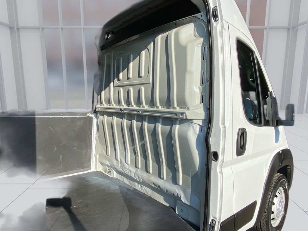 Used 2023 RAM ProMaster 2500 image 12
