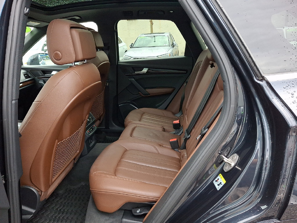 Used 2018 Audi Q5 Premium Plus w/ Premium Plus Package AWD/4WD image 10