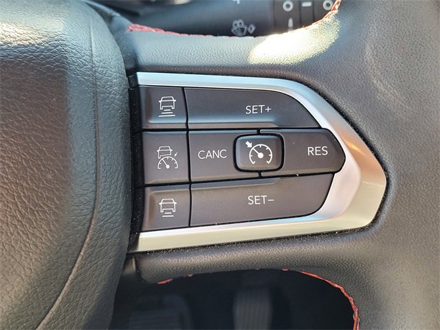 Used 2024 Jeep Compass Trailhawk image 15