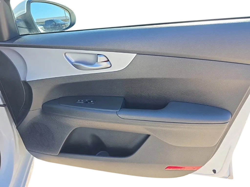 Used 2024 Kia Forte LXS FWD image 20