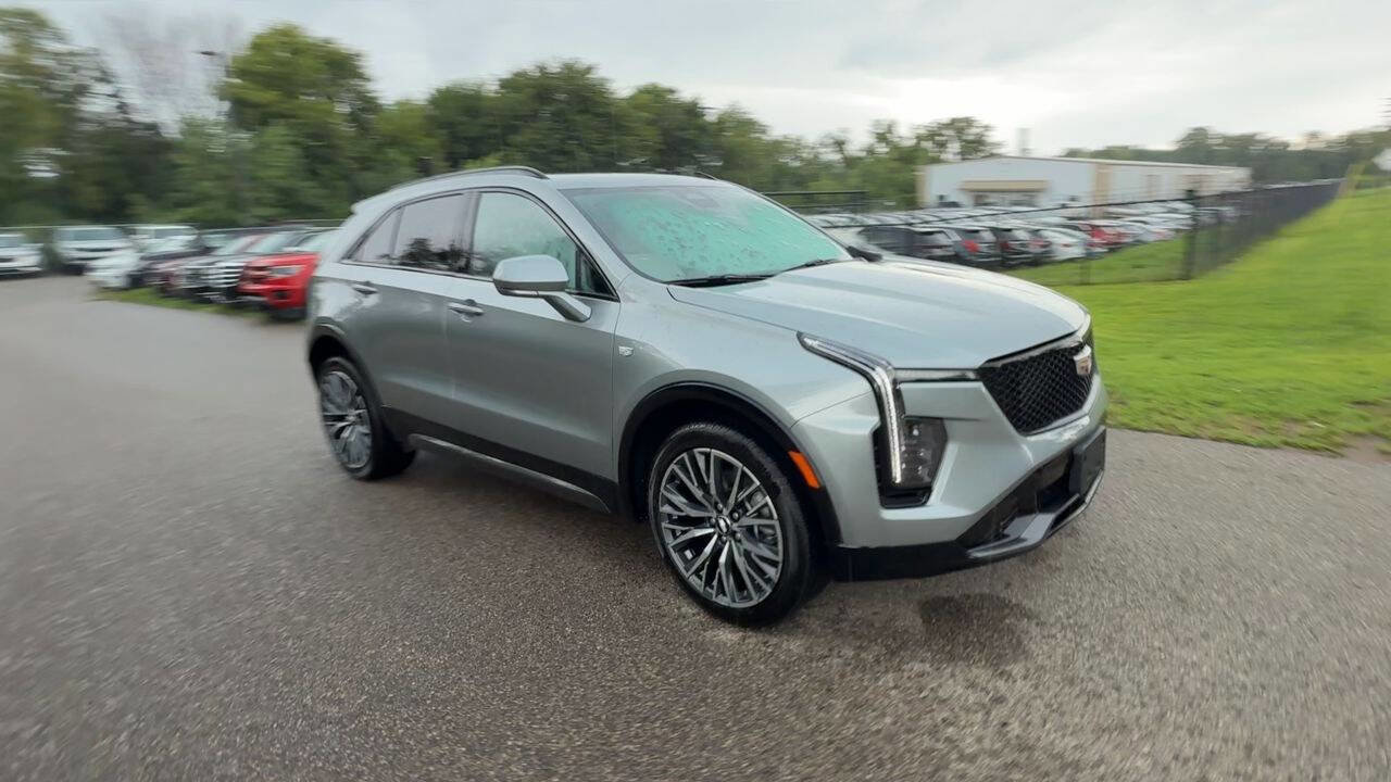 Used 2024 Cadillac XT4 Sport image 6