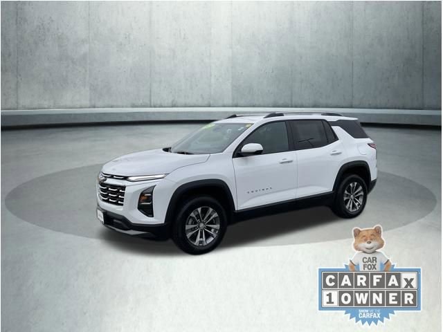 Used 2025 Chevrolet Equinox LT w/ Convenience Package II AWD/4WD image 3