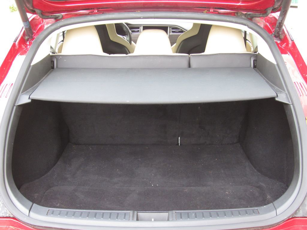 Used 2015 Tesla Model S 85D image 21